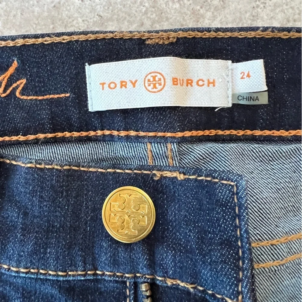 Tory Burch Pardon My French Mid-Rise Straight-Leg Denim Jean, Dark Blue Wash, 24